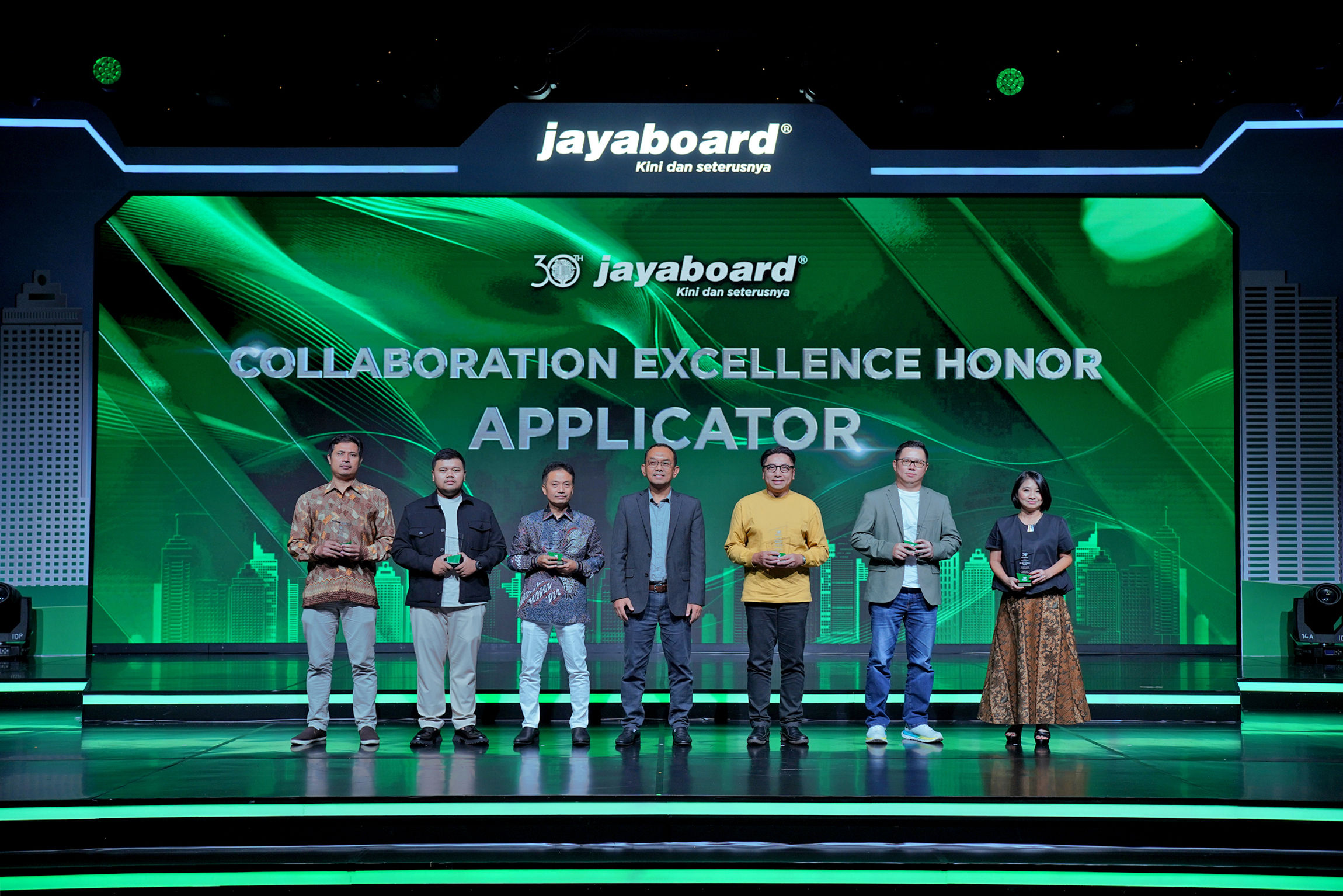 Jayaboard® 30th - Collaboration Excellence Honor Applicator